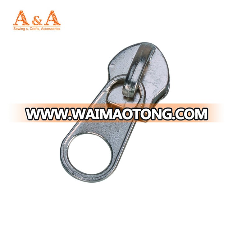 HOT-SELLING large nylon slider with hook hole N/L for nylon zipper